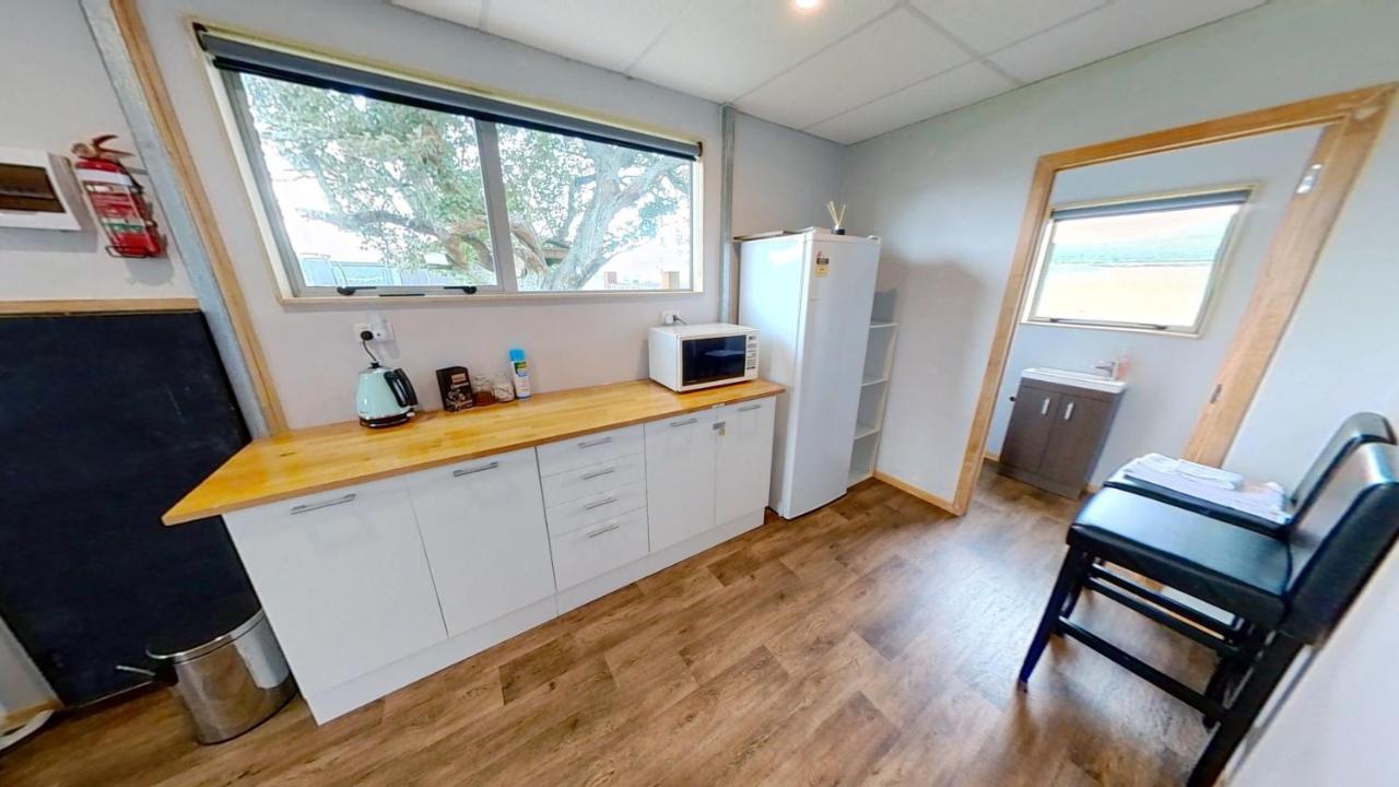 Full Holiday Home To Yourself, Up To 21 Guests Atiamuri Exterior photo